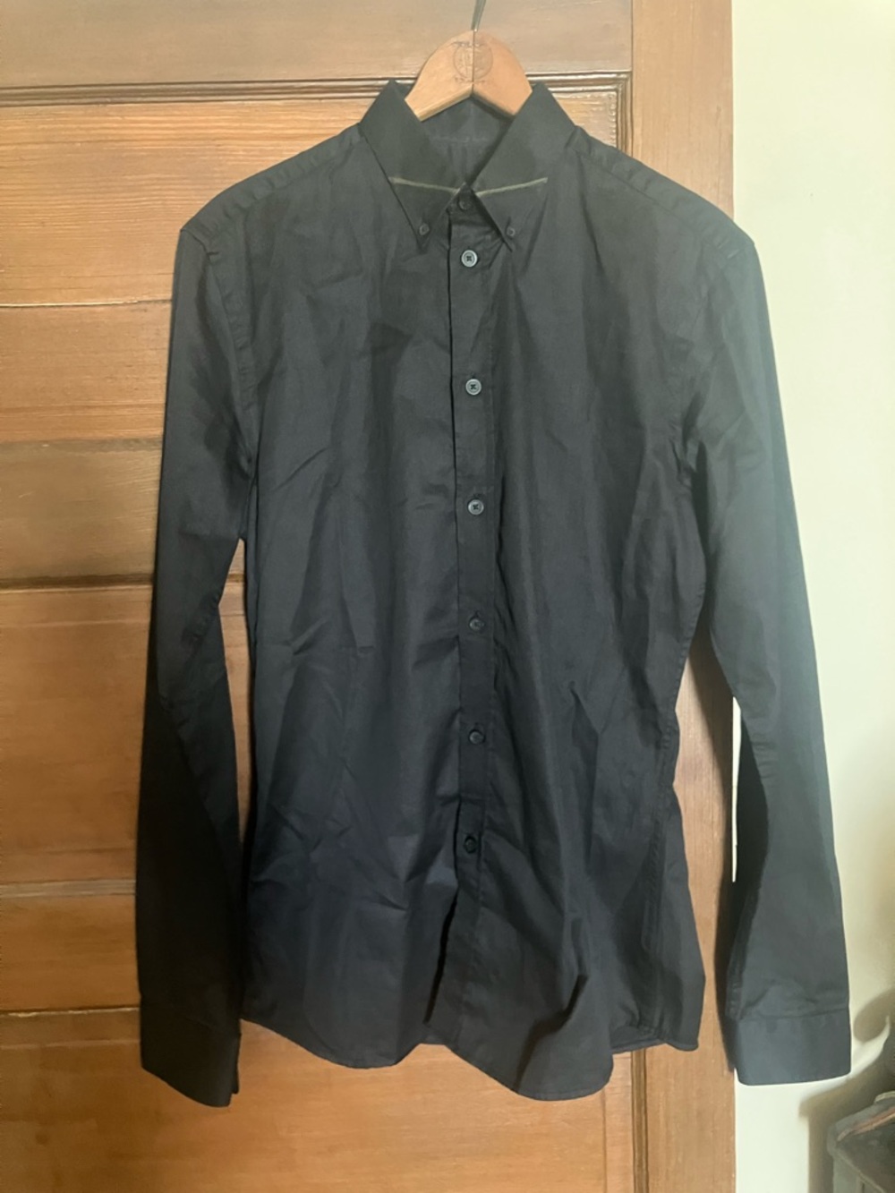 Authentic Givenchy Blk Tailored Button down Oxford